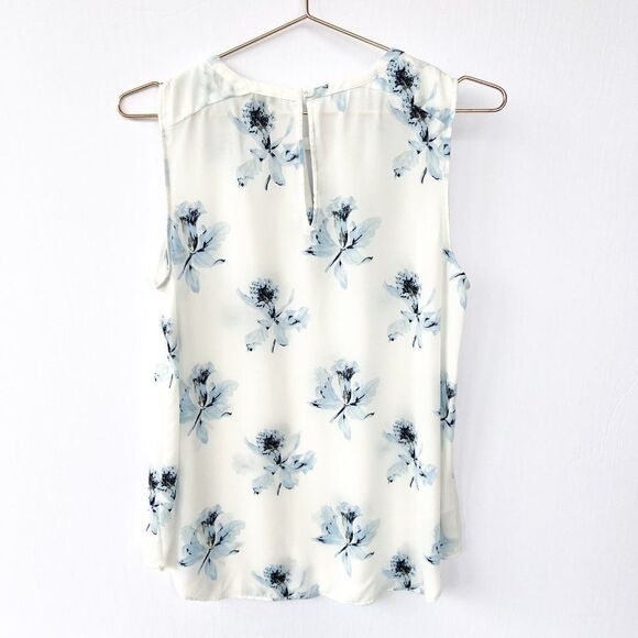 Ann Taylor White Blue Floral Sleeveless Top Medium - Picture 5 of 7